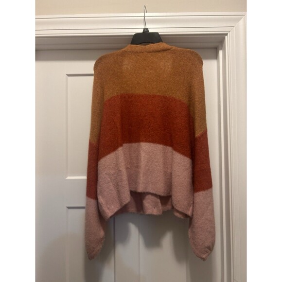 American Eagle Outfitters Oversized Cropped Fall Striped Cardigan Size Medium - Picture 7 of 7